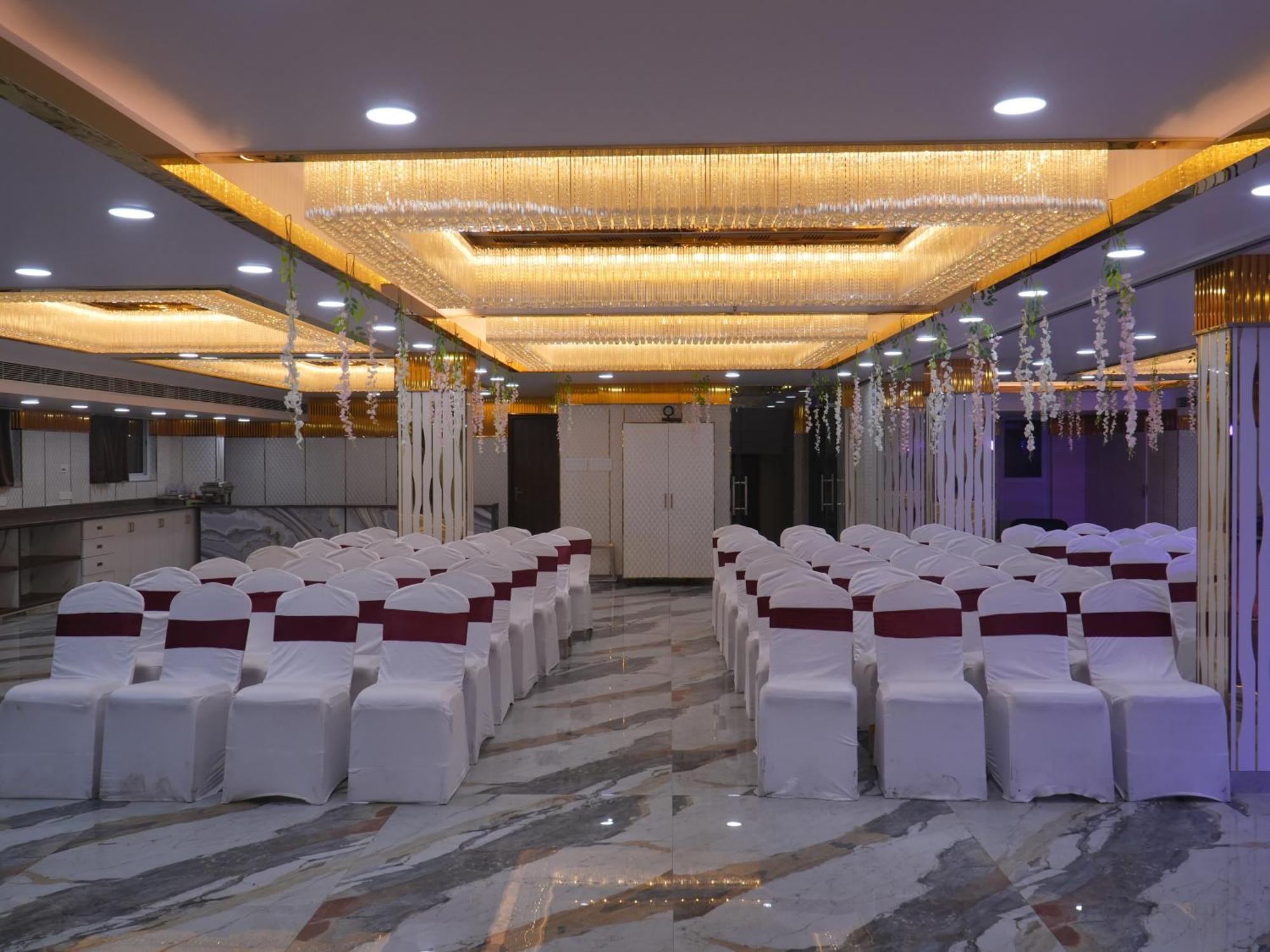 Saubhagya Inn By Kempinski ลัคเนา ภายนอก รูปภาพ